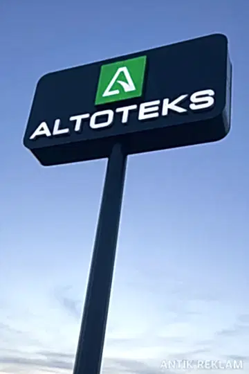 Altoteks tek bacaklı ışıklı totem tabela yüksek direk dış mekan